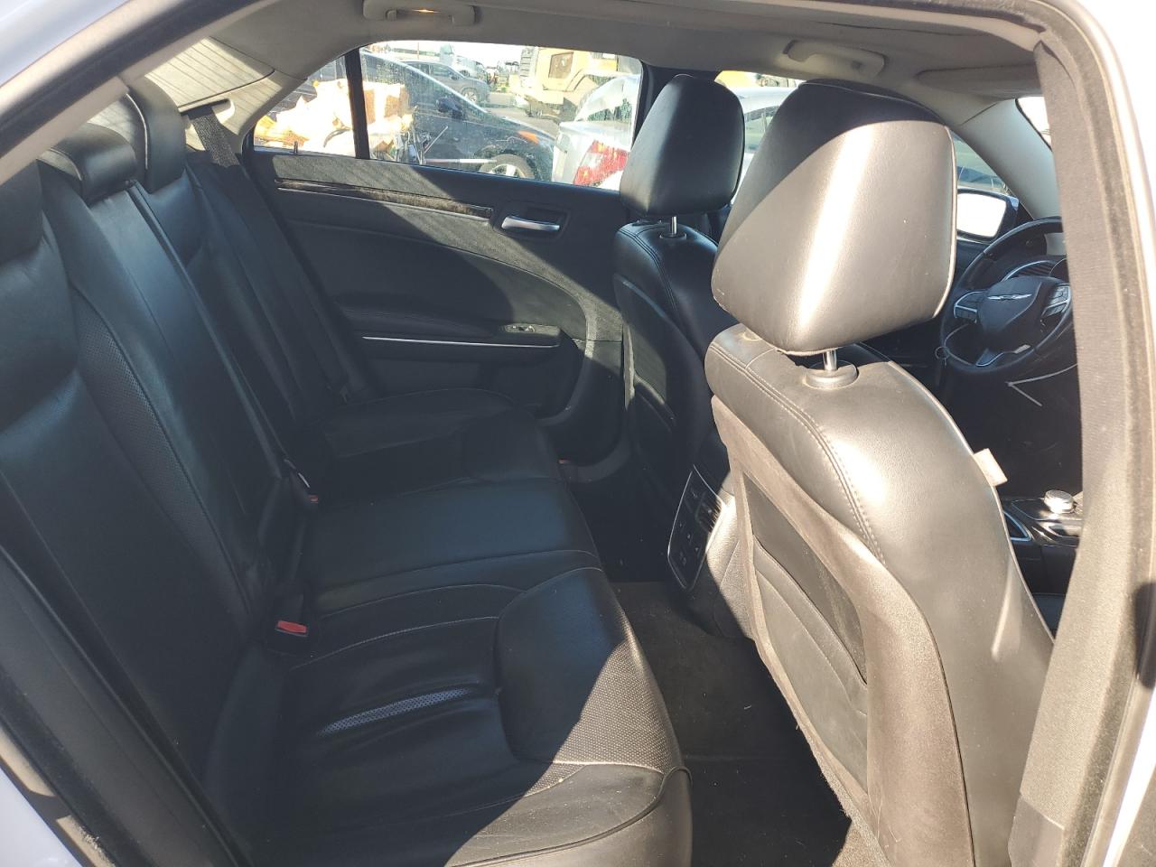 2016 Chrysler 300C VIN: 2C3CCAEG1GH128418 Lot: 82693765