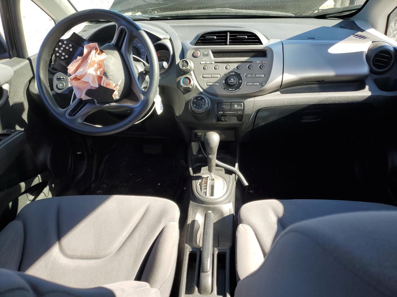 2010 Honda Fit VIN: JHMGE8H21AS011744 Lot: 86524685