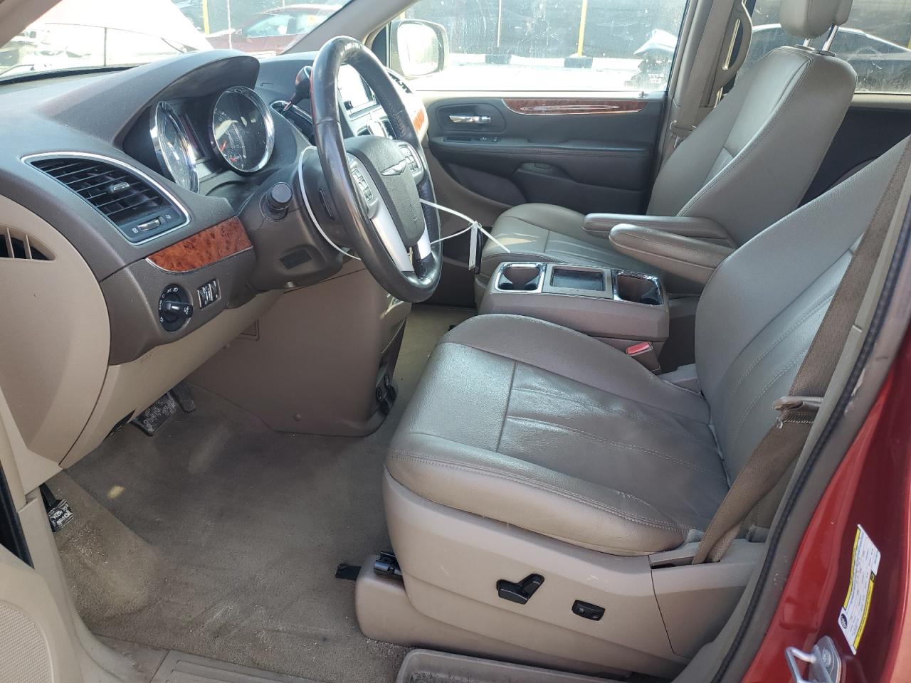 2016 Chrysler Town & Country Touring VIN: 2C4RC1BG4GR173275 Lot: 92815785