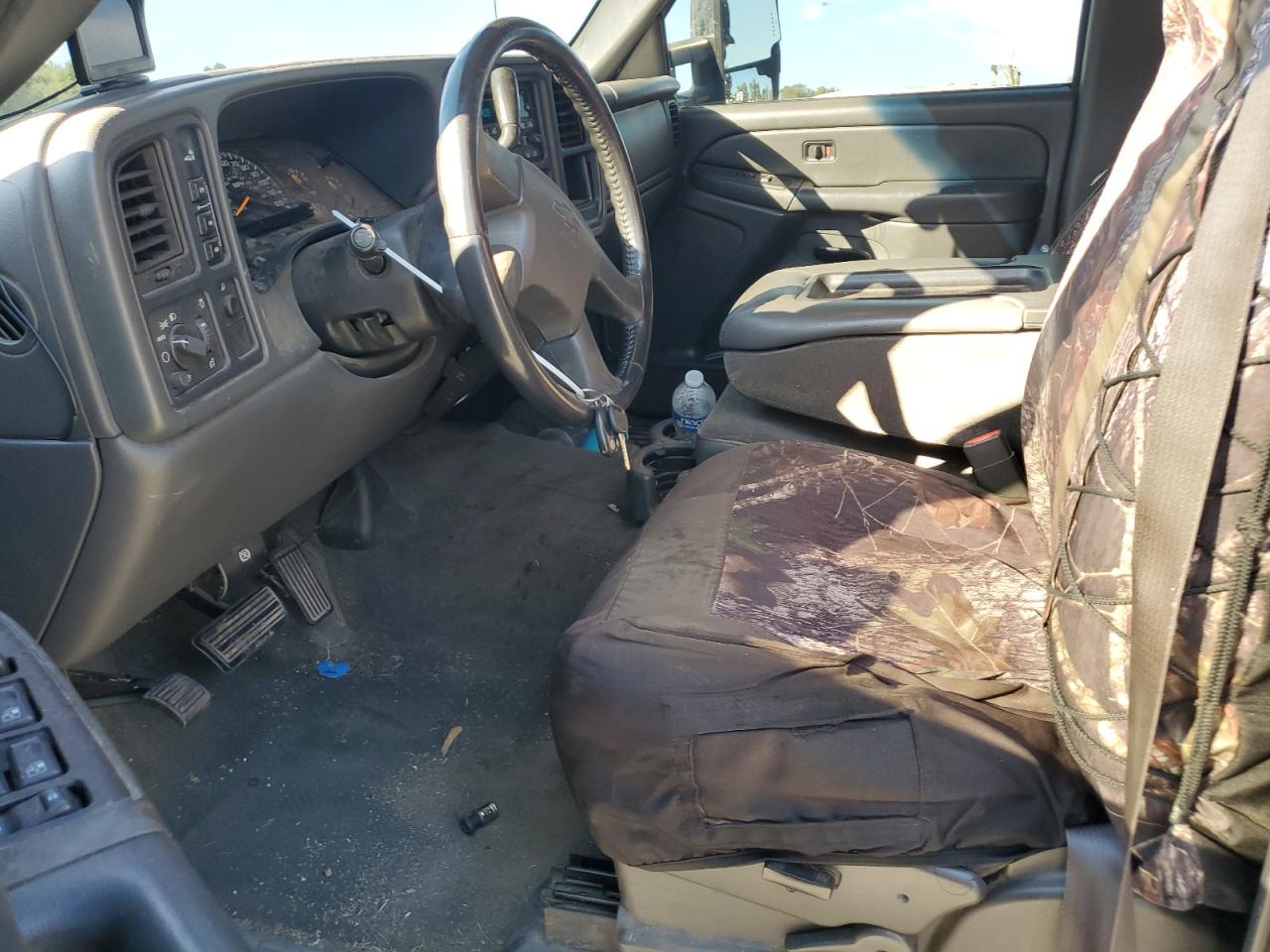 2005 Chevrolet Silverado K2500 Heavy Duty VIN: 1GCHK23U15F872893 Lot: 84651335