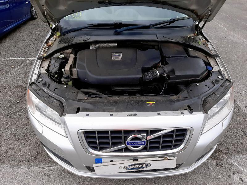 2012 VOLVO V70 SE LUX D5 AUTO 