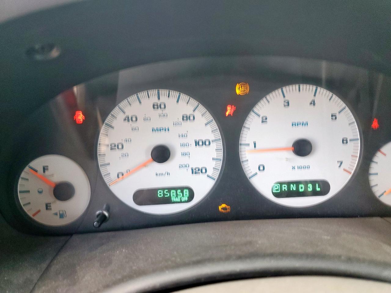 2003 Dodge Grand Caravan Es VIN: 2D4GP54L63R123438 Lot: 85700555