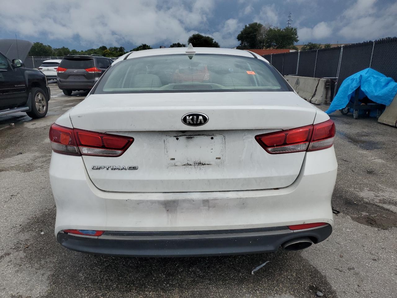 2017 Kia Optima Lx VIN: 5XXGT4L32HG127409 Lot: 85336115