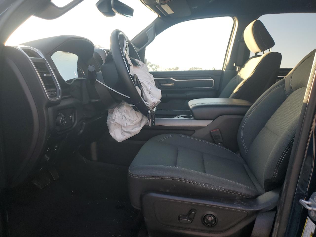 2021 Ram 1500 Big Horn/Lone Star VIN: 1C6SRFFT5MN771606 Lot: 90892305