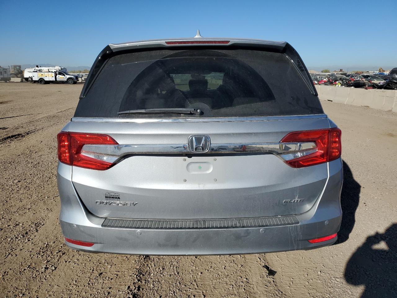 2018 Honda Odyssey Elite VIN: 5FNRL6H91JB088340 Lot: 87302835