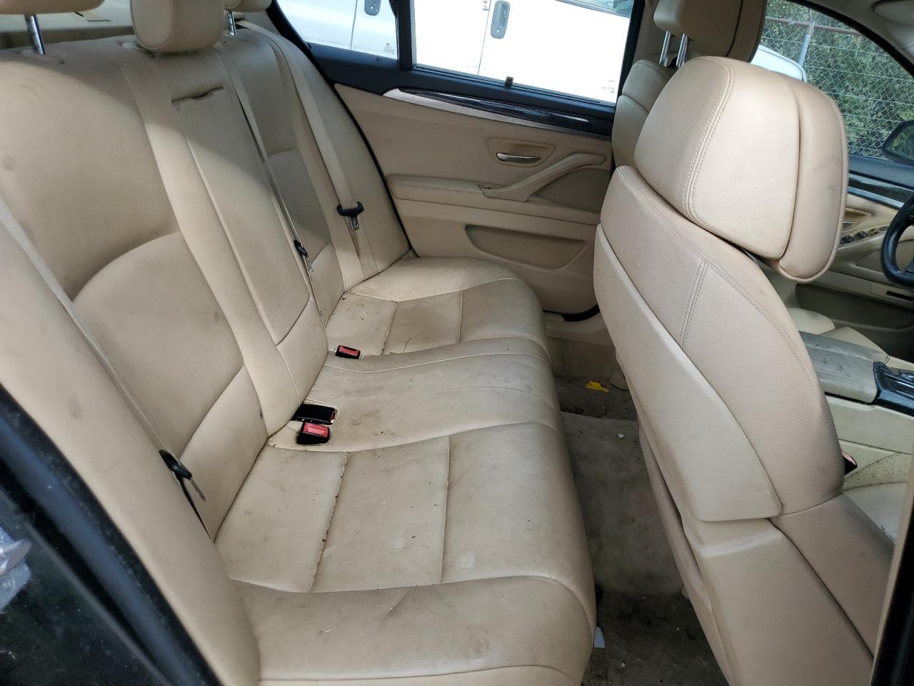2011 BMW 550 I VIN: WBAFR9C5XBC270895 Lot: 85725185
