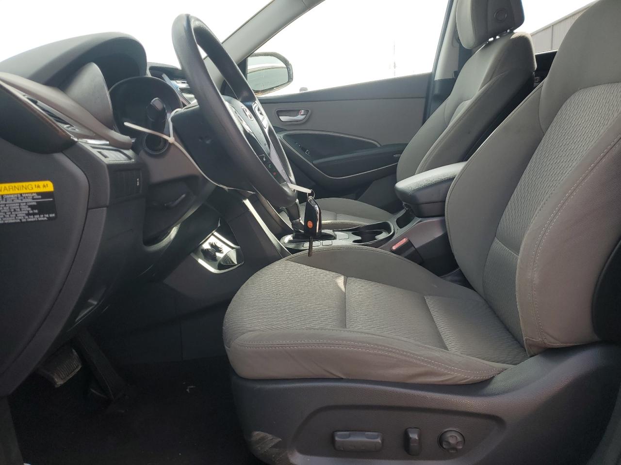 2017 Hyundai Santa Fe Se VIN: KM8SMDHF9HU209346 Lot: 82299445