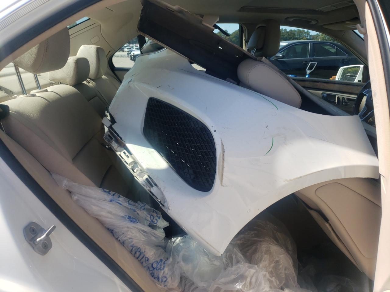 2014 Mercedes-Benz E 350 VIN: WDDHF5KB9EA900674 Lot: 82189445