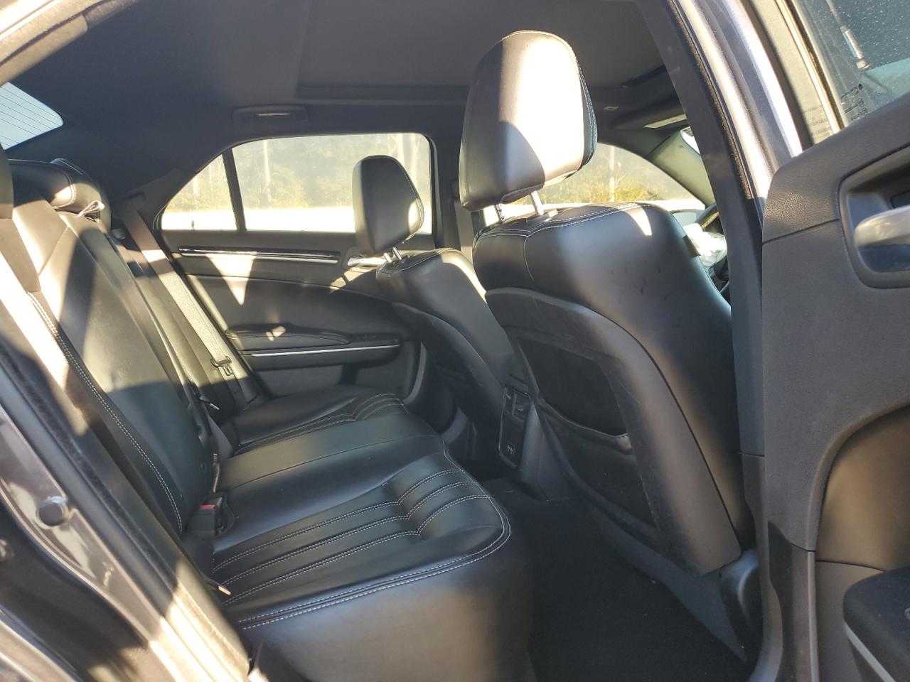 2021 Chrysler 300 S VIN: 2C3CCABG8MH585503 Lot: 86256195