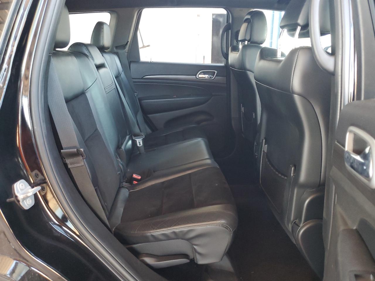 2018 Jeep Grand Cherokee Laredo VIN: 1C4RJEAG1JC253101 Lot: 84990565