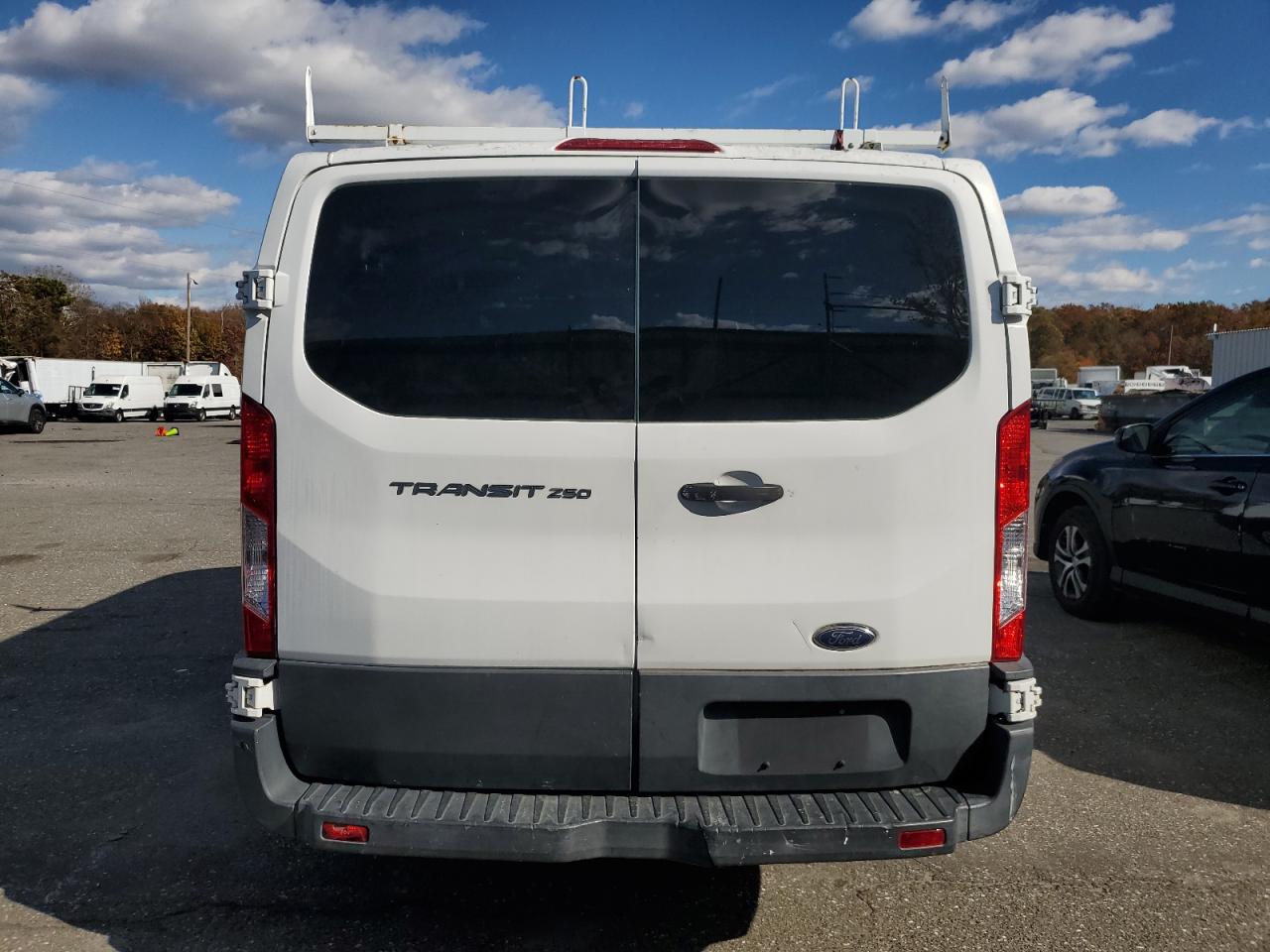 2015 Ford Transit T-250 Delivery Van VIN: 1FTNR1ZM3FKA46829 Lot: 90920085