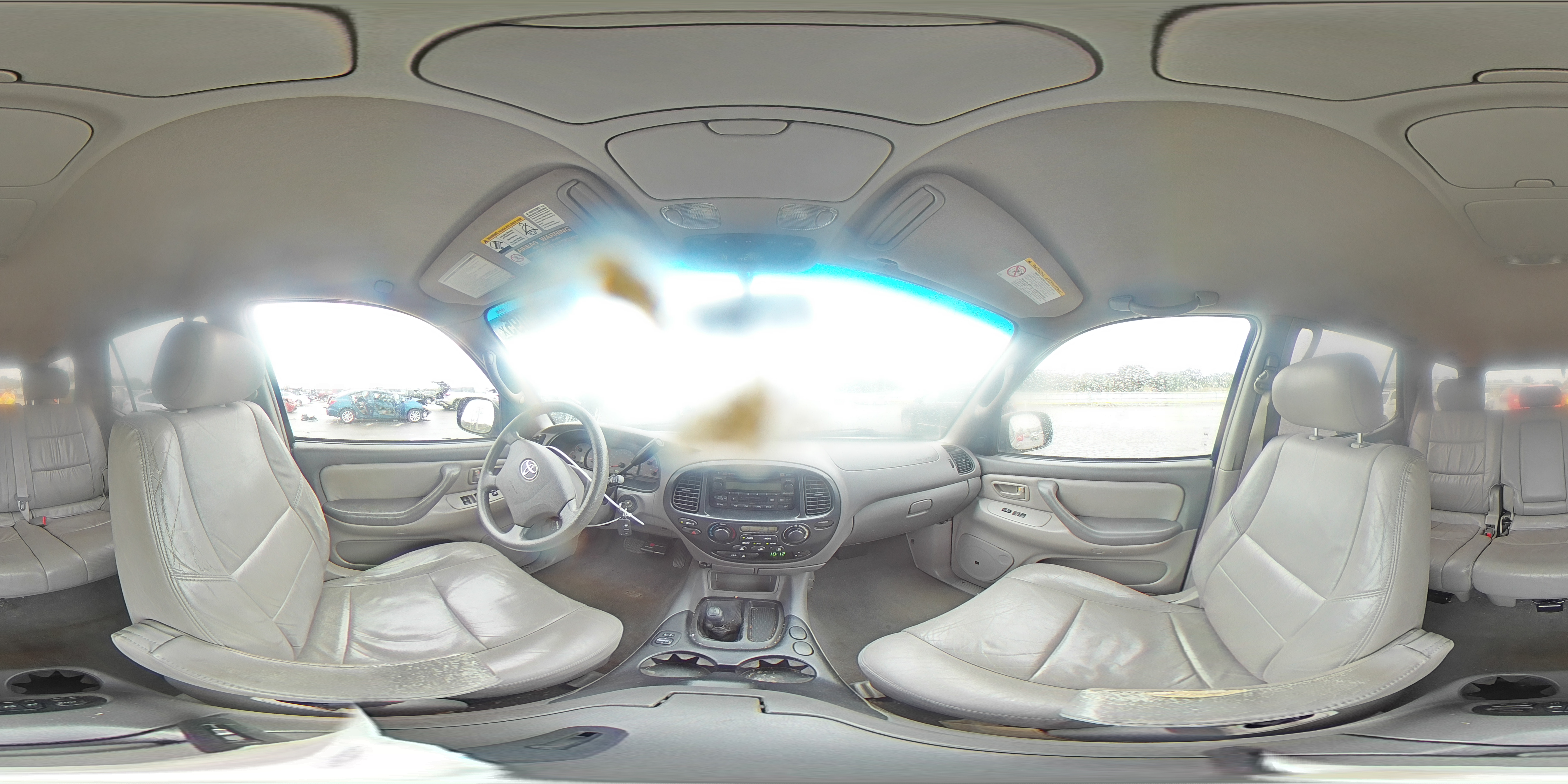 2004 Toyota Sequoia Sr5 VIN: 5TDBT44A64S218361 Lot: 82242095