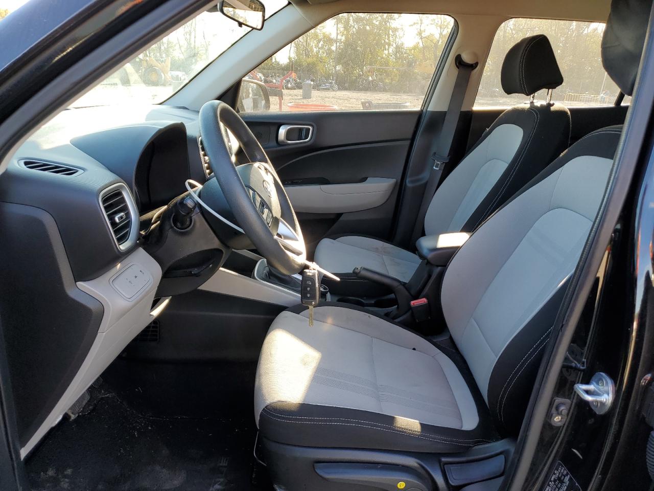 2020 Hyundai Venue Sel VIN: KMHRC8A37LU039960 Lot: 89664235