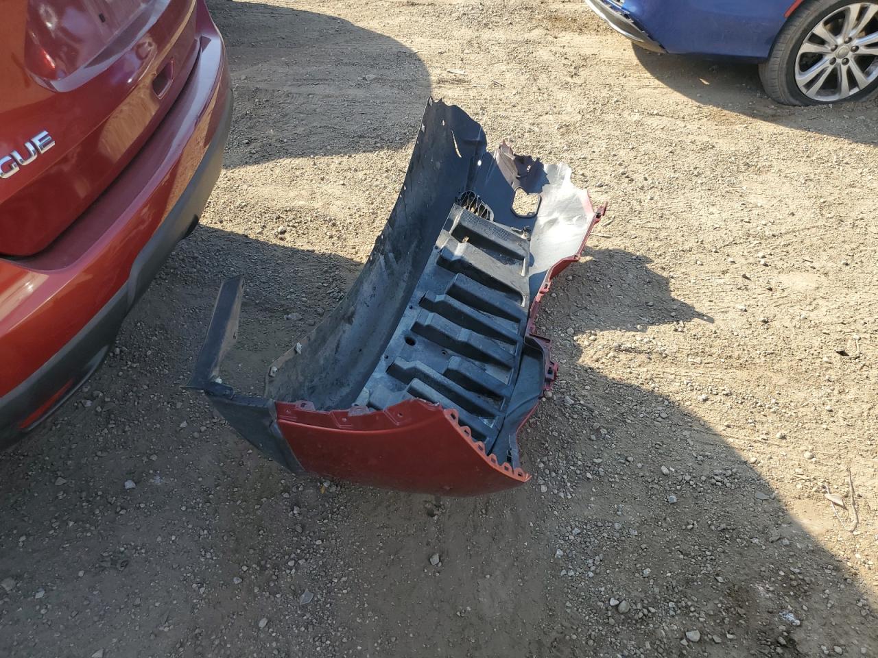 2015 Nissan Rogue S VIN: 5N1AT2MVXFC764650 Lot: 80439305