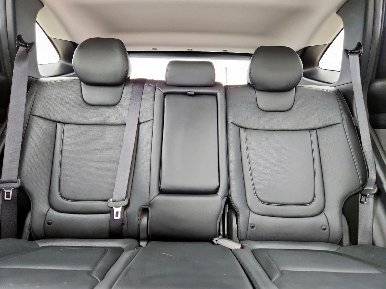 2025 Hyundai Tucson Limited VIN: 5NMJECDE0SH587106 Lot: 90509275