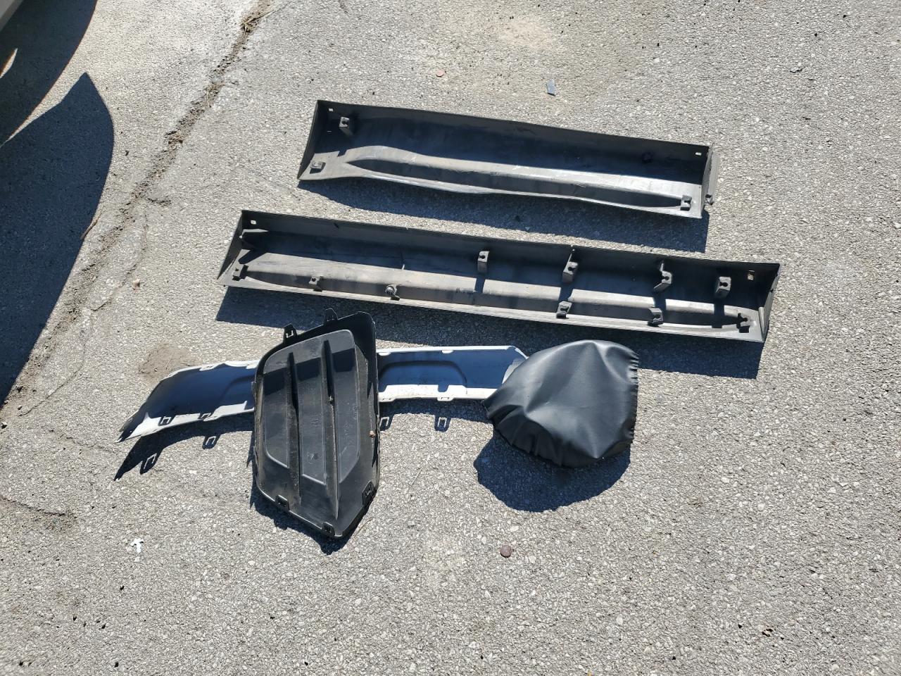 2020 Chevrolet Trax 1Lt VIN: 3GNCJPSB2LL147243 Lot: 90253735