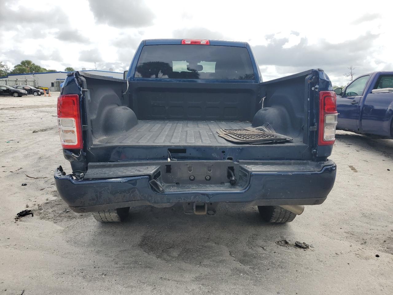 2024 Ram 2500 Big Horn VIN: 3C6UR5DJ0RG387561 Lot: 85104825