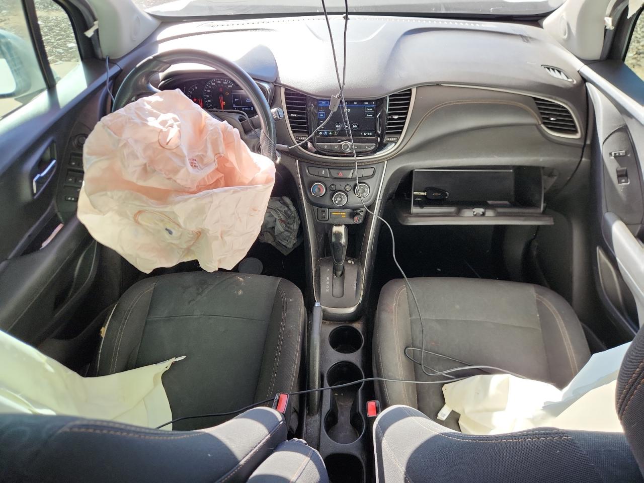 2019 Chevrolet Trax Ls VIN: 3GNCJKSB4KL357666 Lot: 90119435