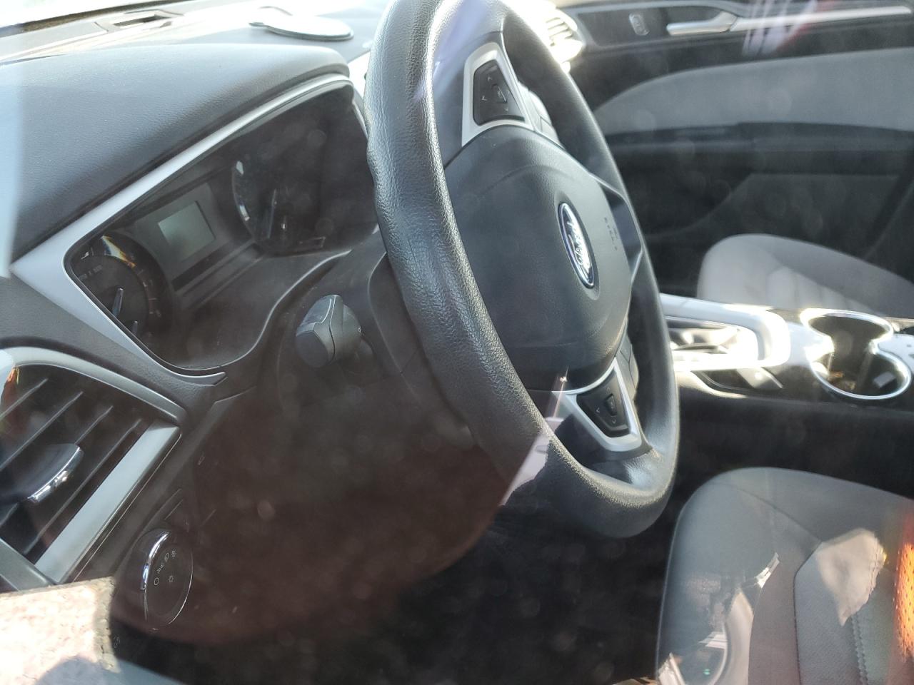 2014 Ford Fusion S VIN: 1FA6P0G77E5364330 Lot: 81044225