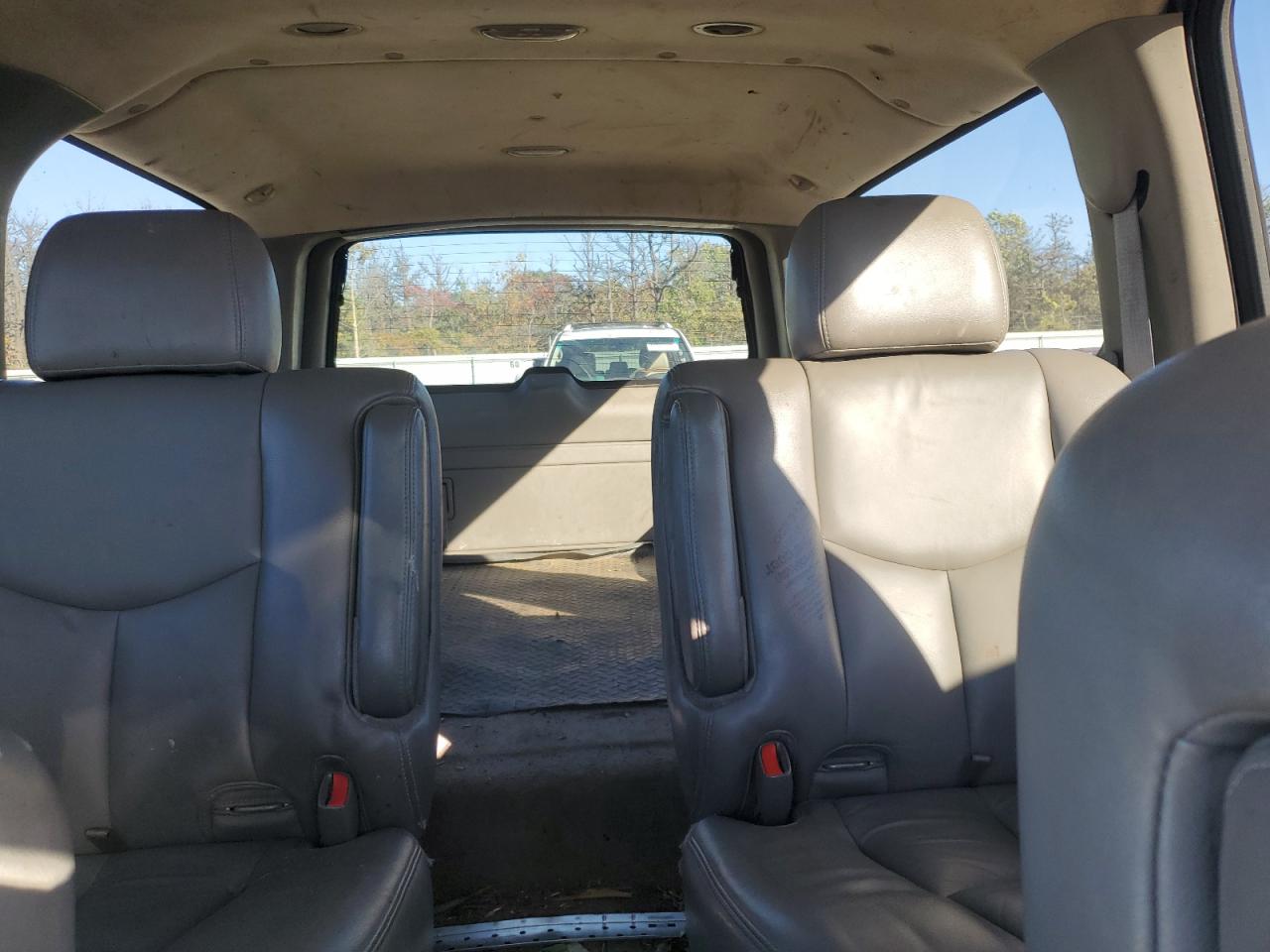 2005 GMC Yukon Xl K1500 VIN: 3GKFK16Z85G284582 Lot: 86864605