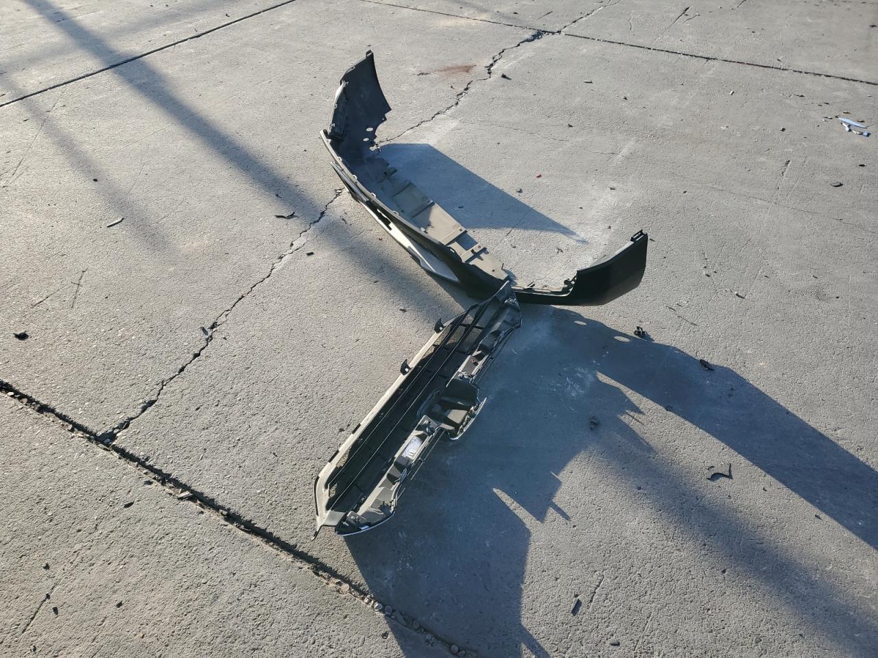 2019 Honda Cr-V Lx VIN: 2HKRW6H37KH221883 Lot: 85695865