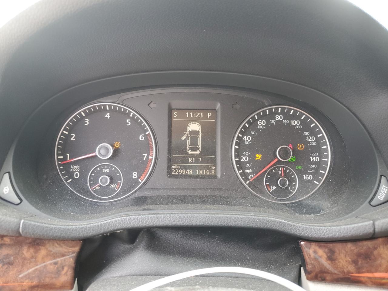 2012 Volkswagen Passat Sel VIN: 1VWCP7A30CC082225 Lot: 89653975