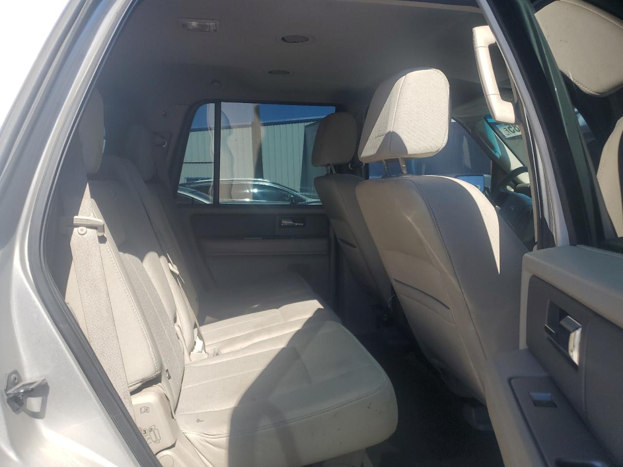 2007 Ford Expedition Xlt VIN: 1FMFU16597LA92236 Lot: 84655685