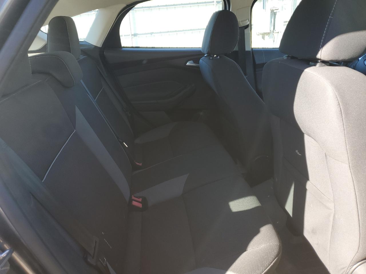 2014 Ford Focus Se VIN: 1FADP3K23EL325685 Lot: 86136705