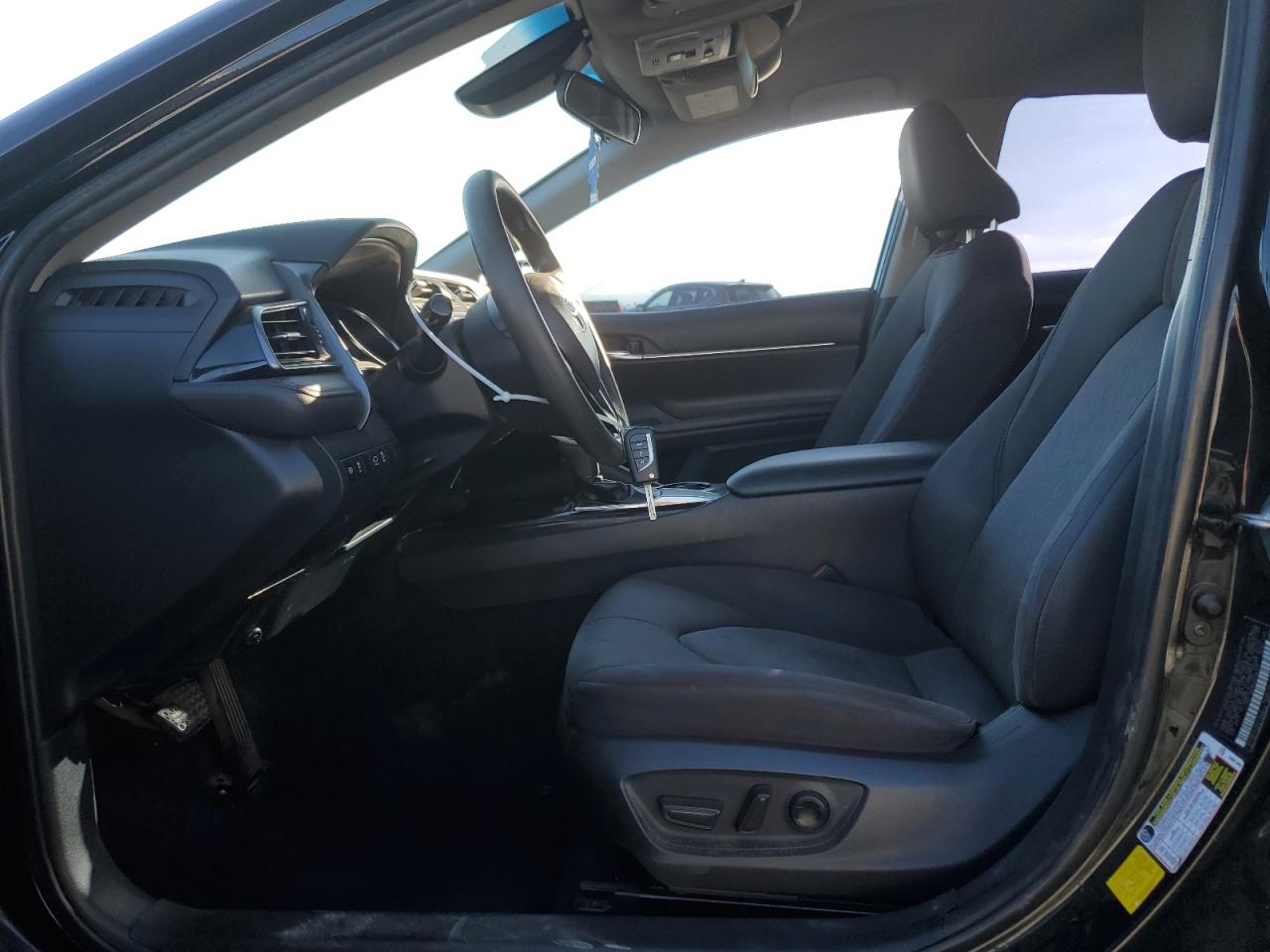 2019 Toyota Camry L VIN: 4T1B11HK8KU848717 Lot: 82768315