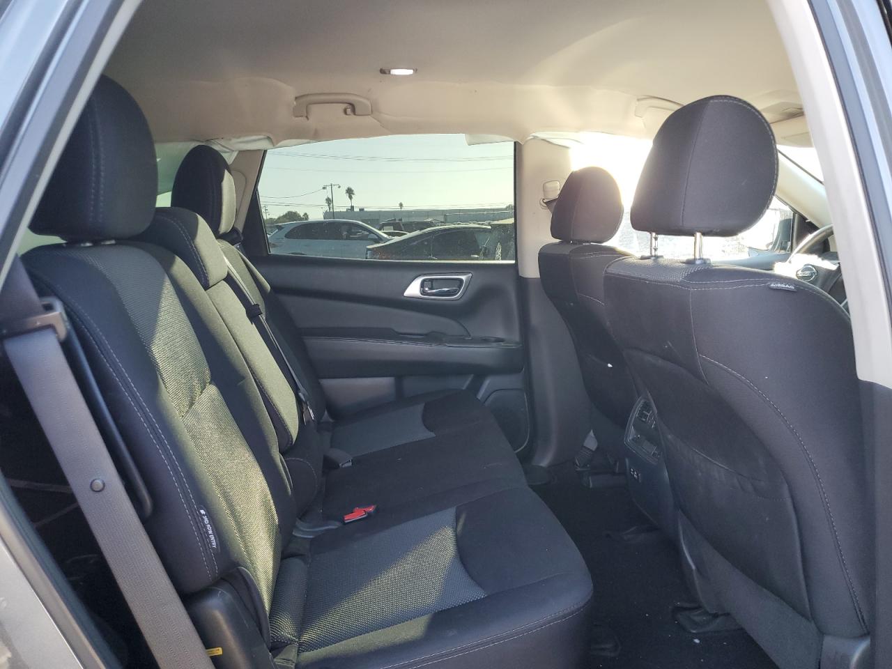 2020 Nissan Pathfinder S VIN: 5N1DR2AN6LC586506 Lot: 85587415