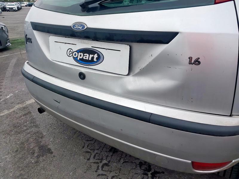 2003 FORD FOCUS LX 