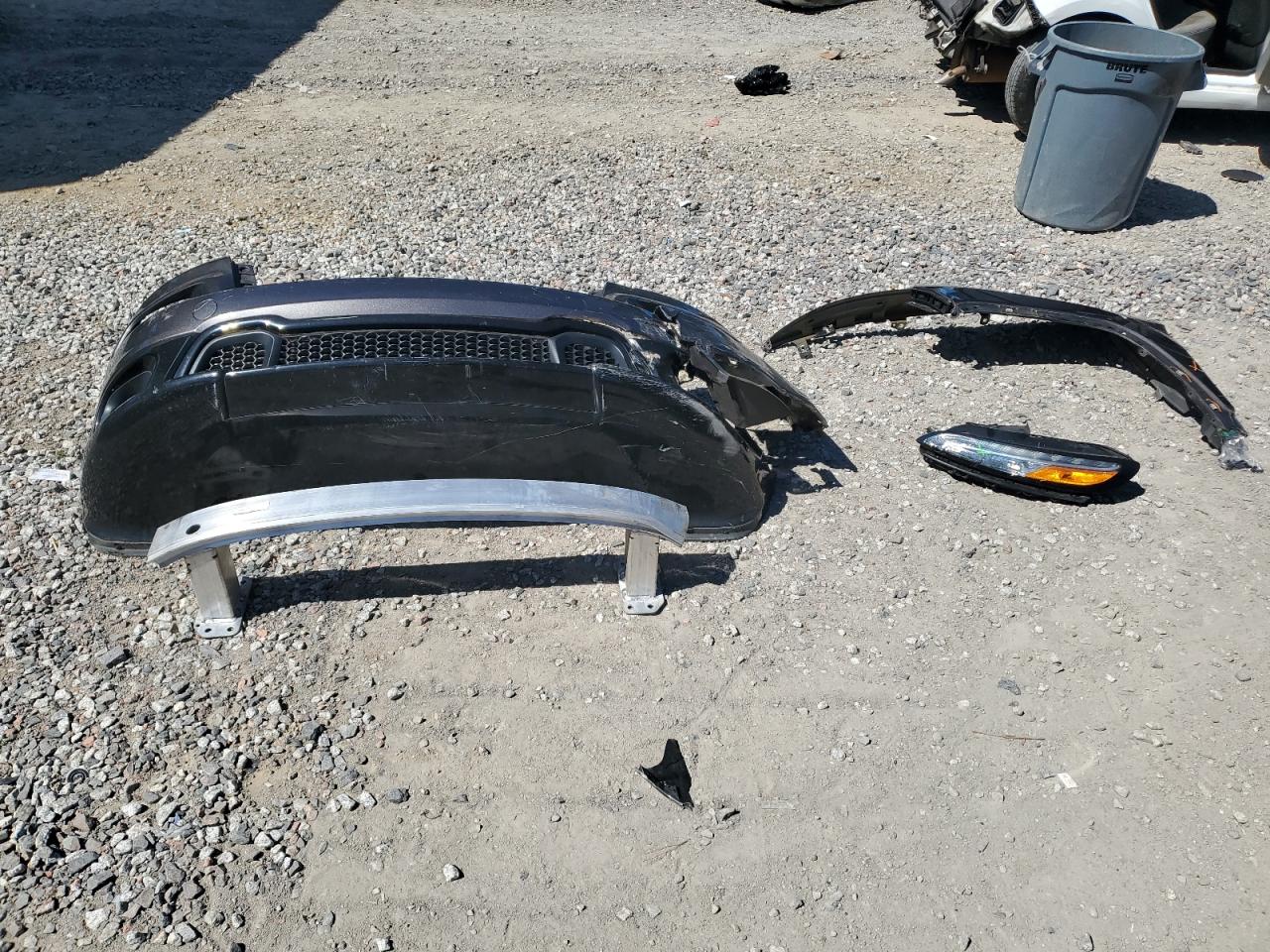 2018 Jeep Cherokee Latitude VIN: 1C4PJLCX2JD606660 Lot: 82208355