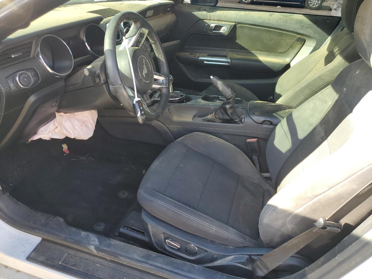 2015 Ford Mustang VIN: 1FATP8EM2F5418970 Lot: 82271425