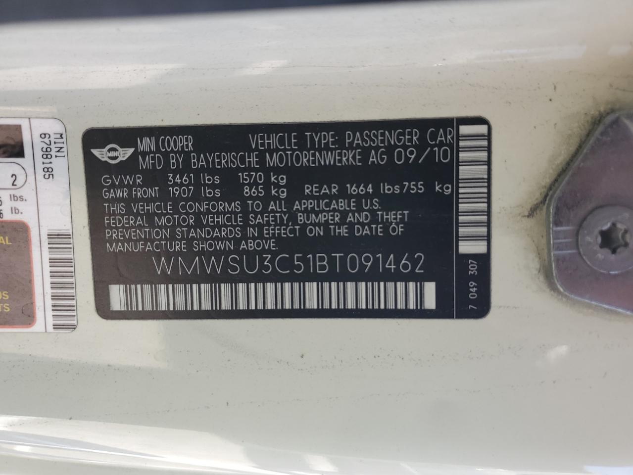 2011 Mini Cooper VIN: WMWSU3C51BT091462 Lot: 85765055