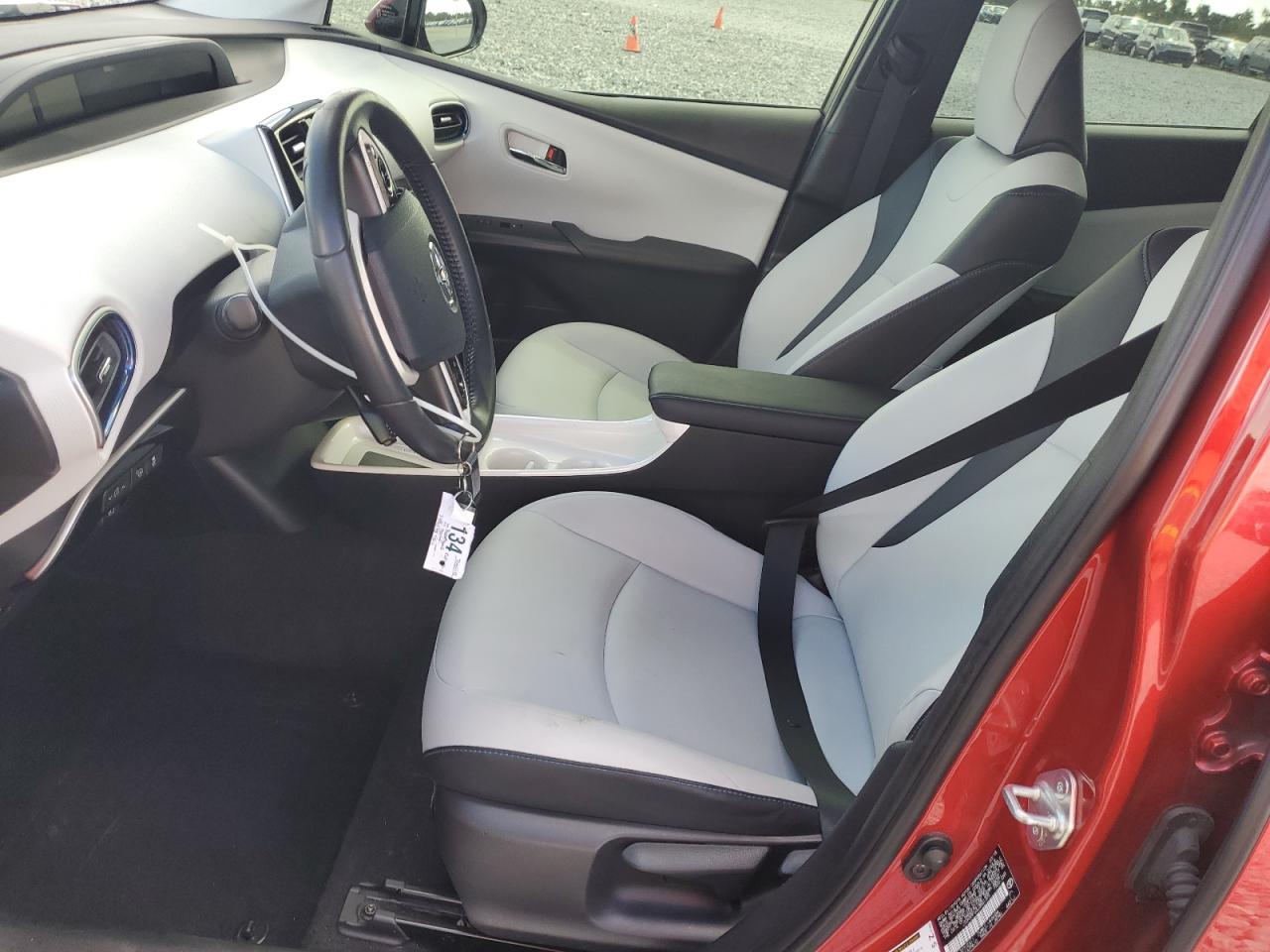 2018 Toyota Prius VIN: JTDKARFU3J3551205 Lot: 85682705