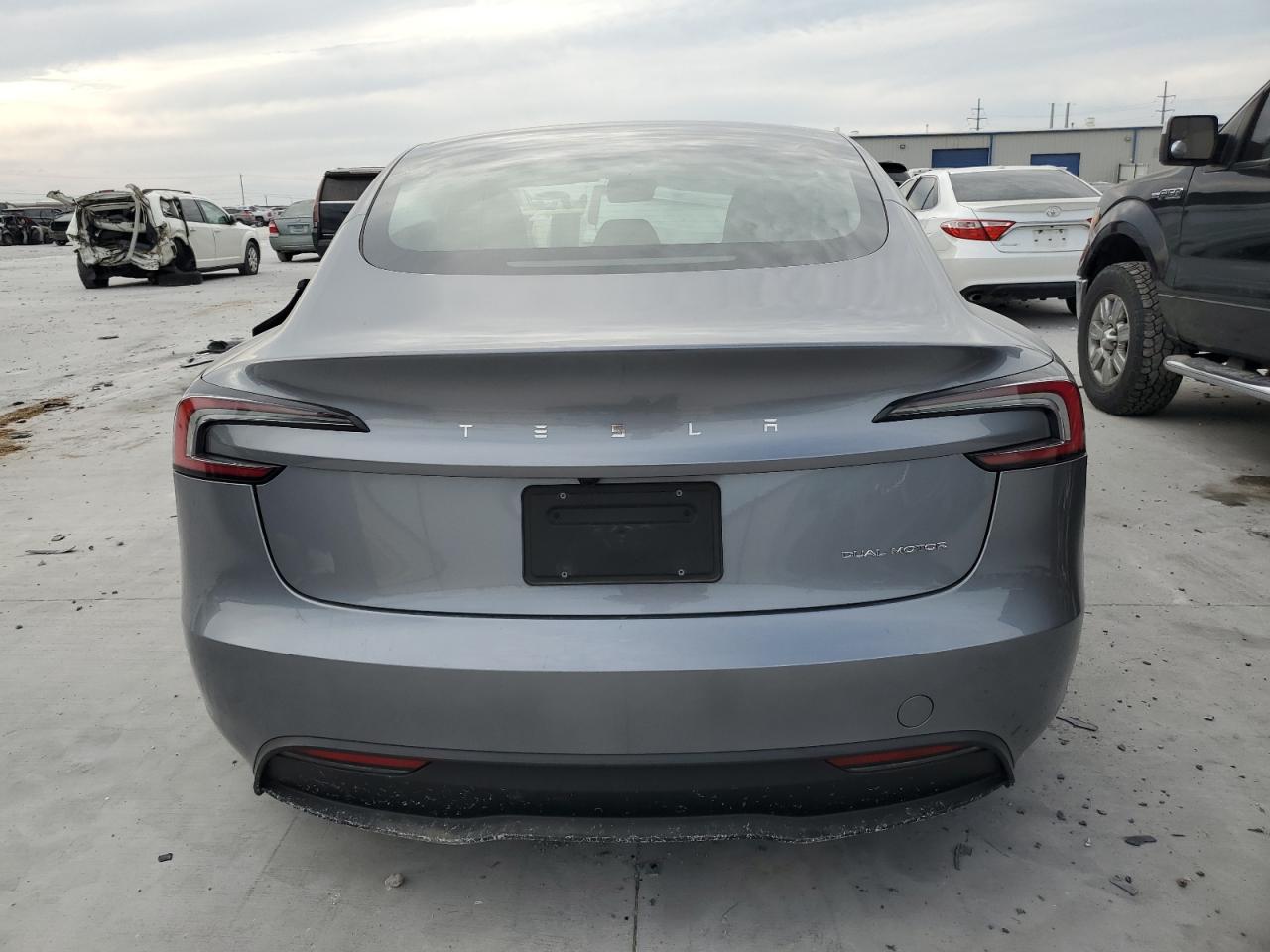 2025 Tesla Model 3 VIN: 5YJ3E1EB1SF927964 Lot: 87023715