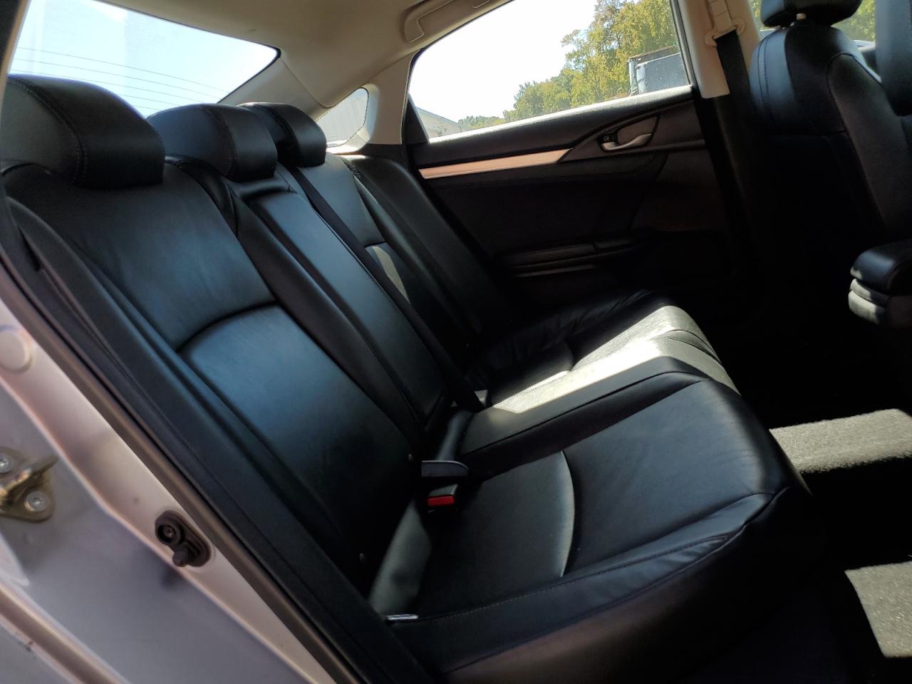 2016 Honda Civic Exl VIN: 19XFC1F71GE026006 Lot: 84704925