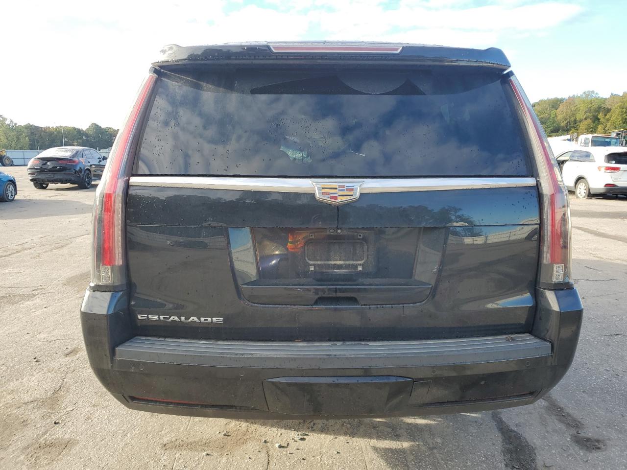 2017 Cadillac Escalade Esv Luxury VIN: 1GYS3HKJ2HR243654 Lot: 85583805