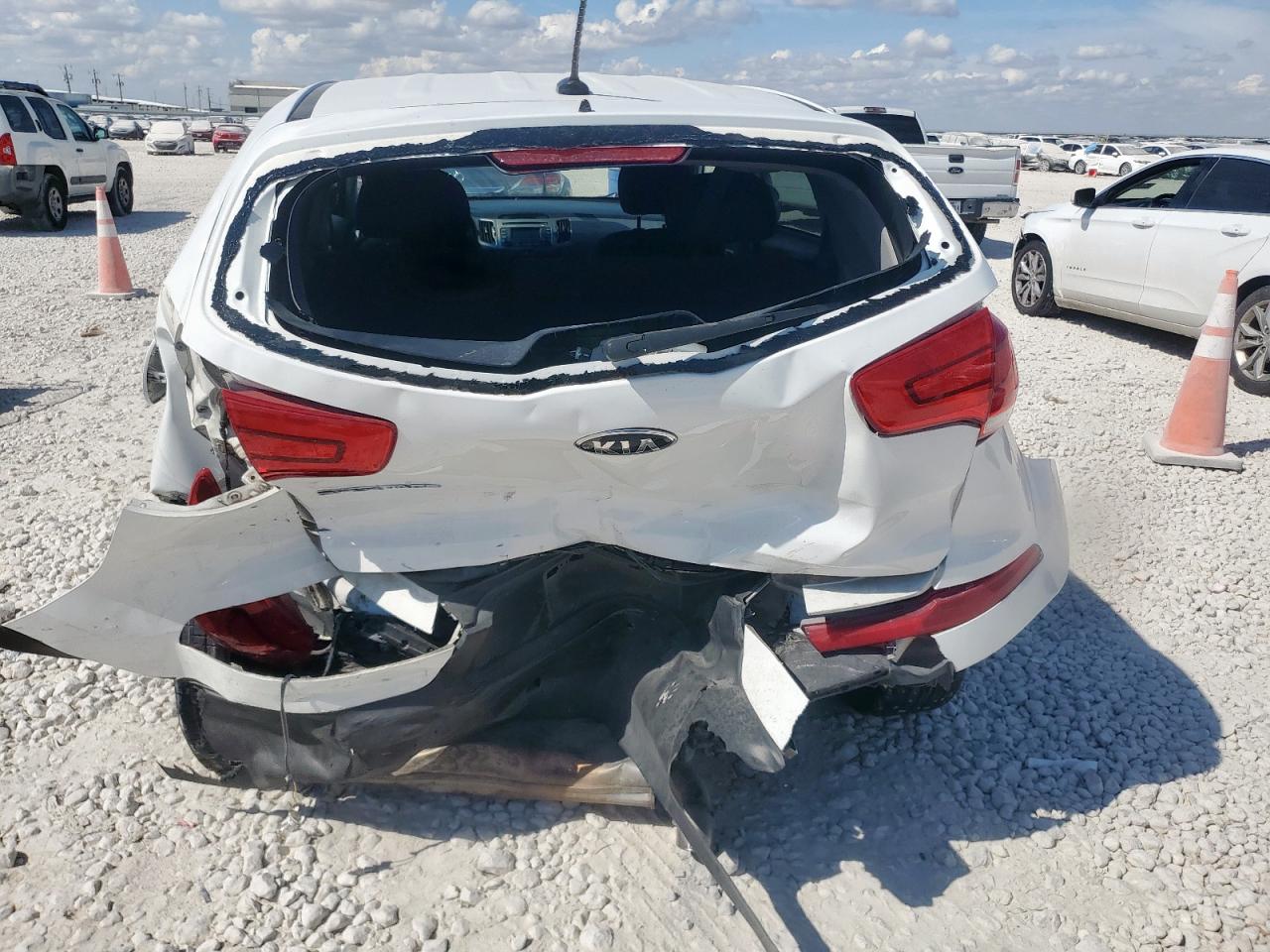 2015 Kia Sportage Lx VIN: KNDPB3AC7F7677291 Lot: 82083045