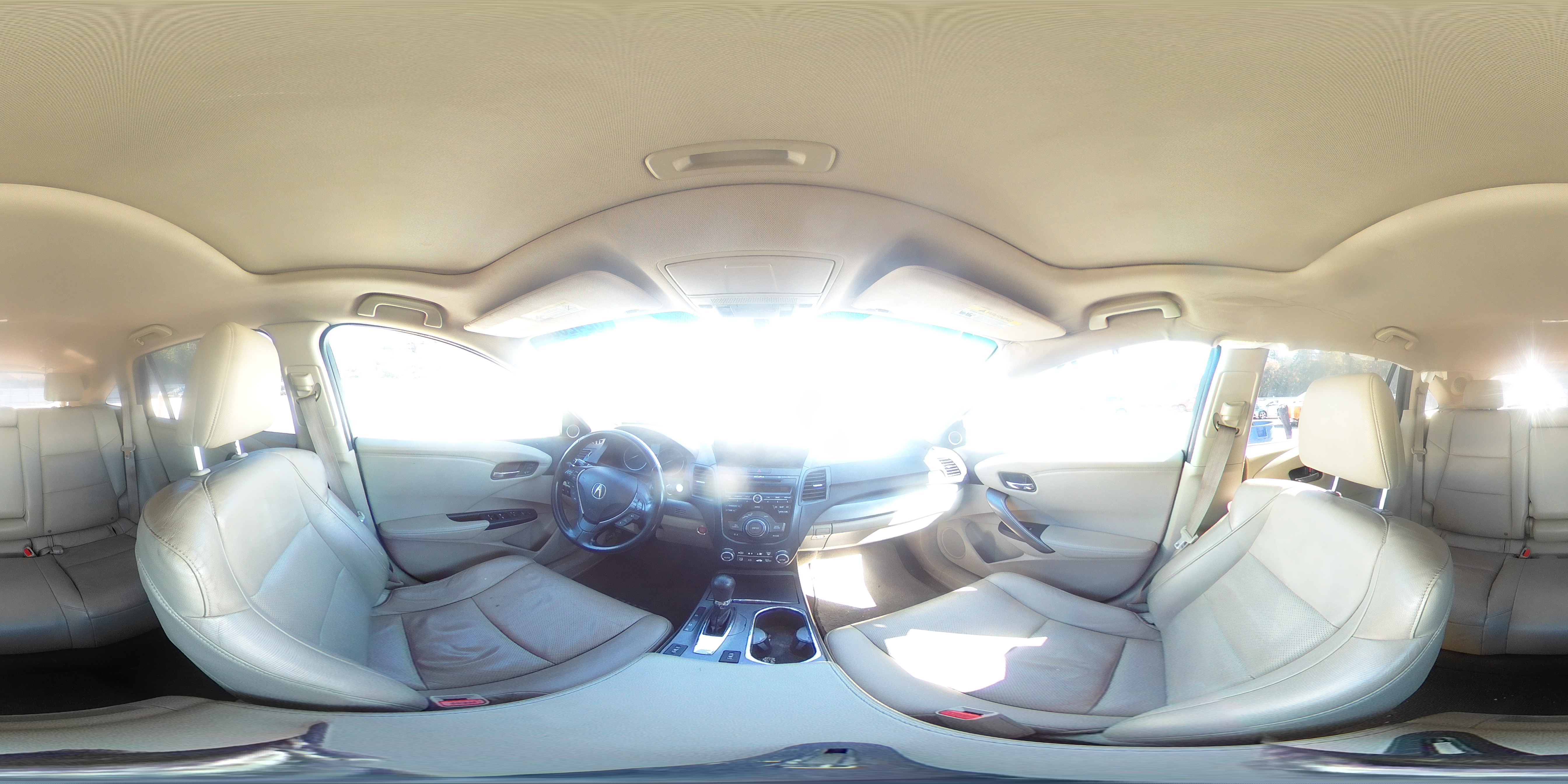 Фото: 5J8TB4H54EL001383