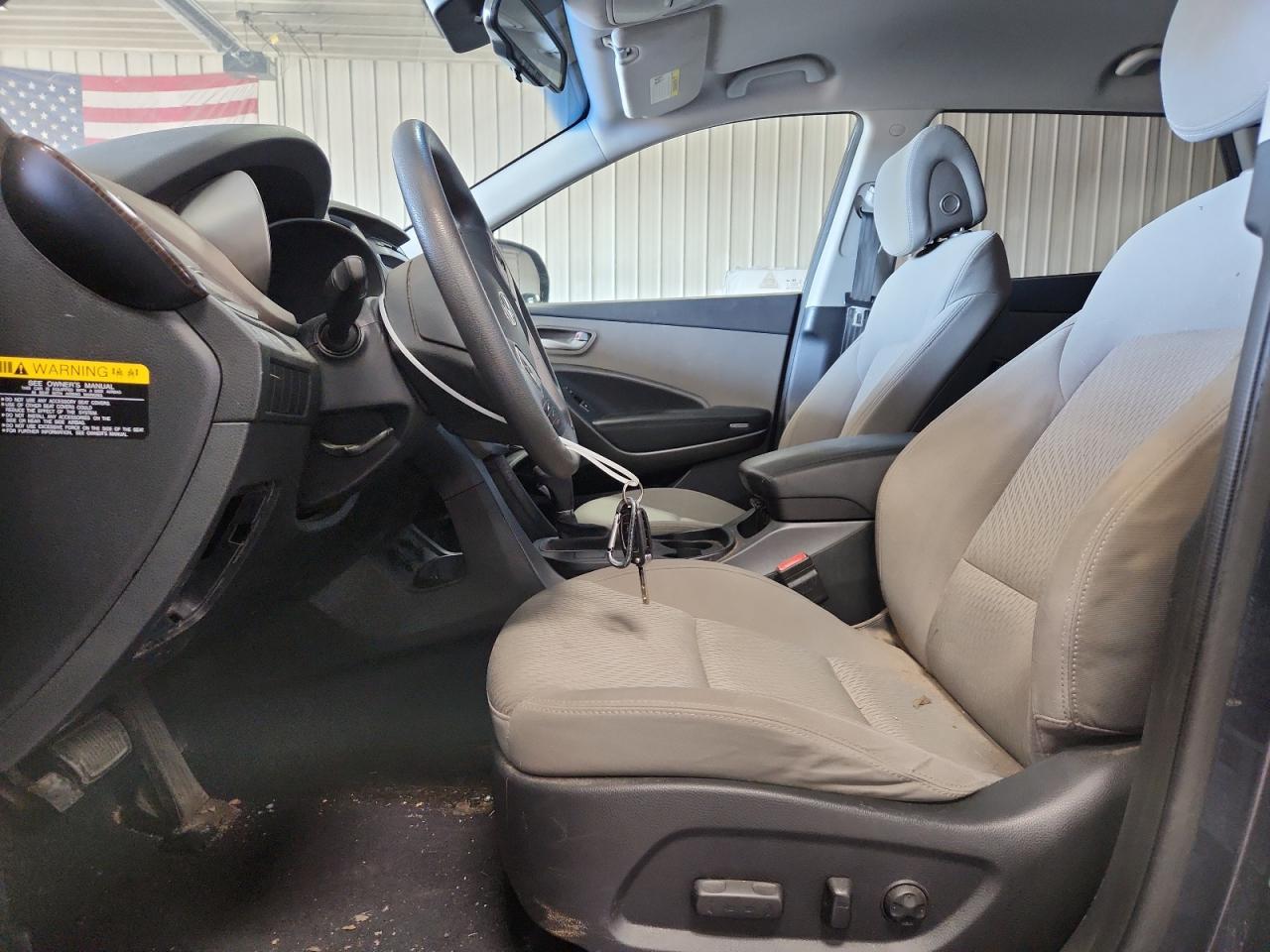 2017 Hyundai Santa Fe Se VIN: KM8SM4HF1HU167240 Lot: 82233795