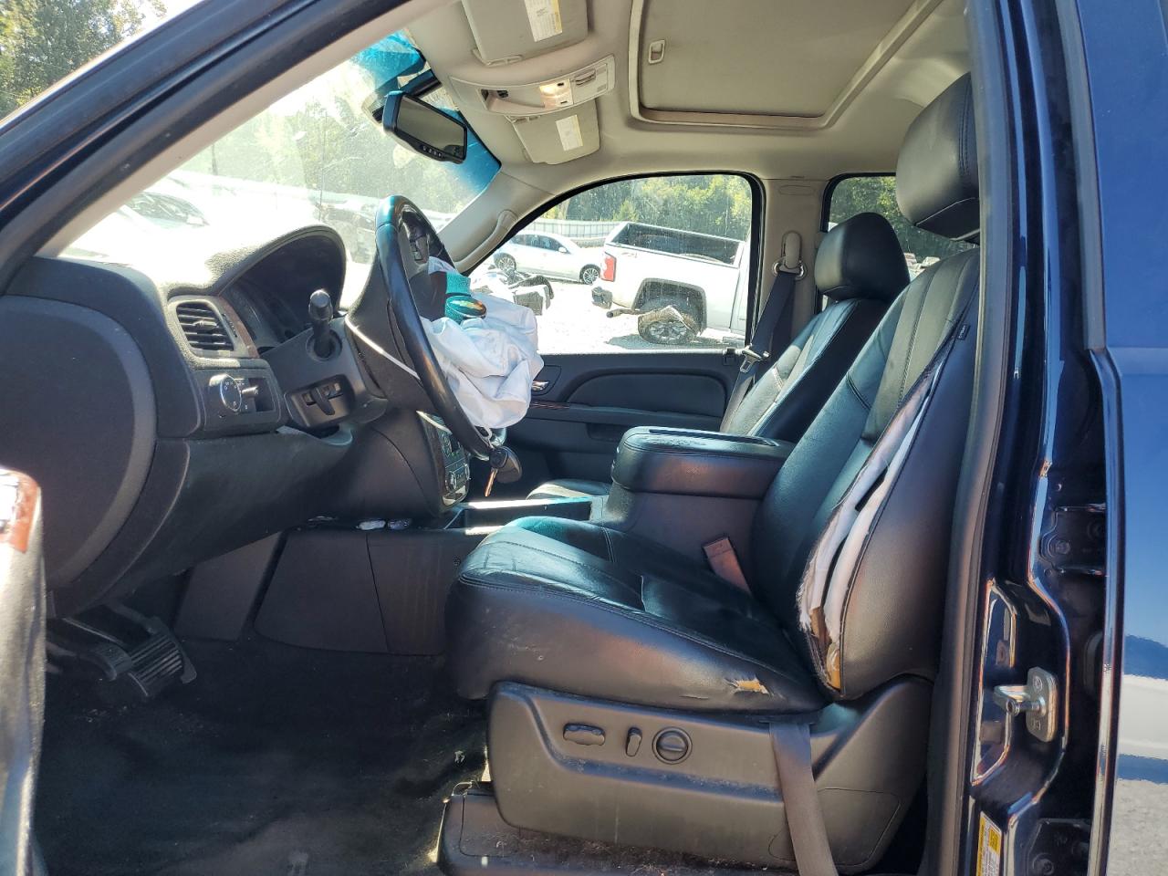 2011 Chevrolet Avalanche Lt VIN: 3GNMCFE07BG216356 Lot: 84886555