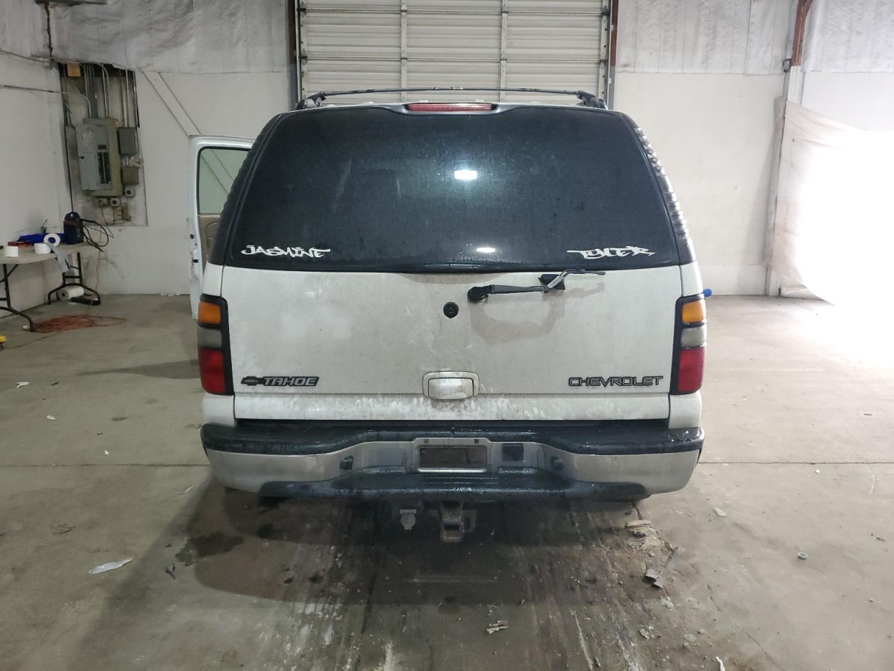 2005 Chevrolet Tahoe K1500 VIN: 1GNEK13T25J110794 Lot: 90243515