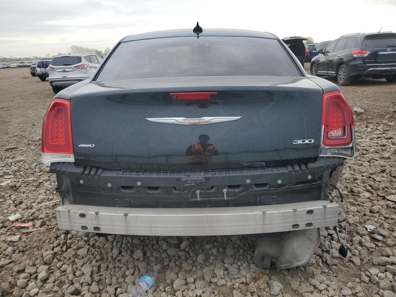 2017 Chrysler 300 Limited VIN: 2C3CCARG6HH527109 Lot: 86177525