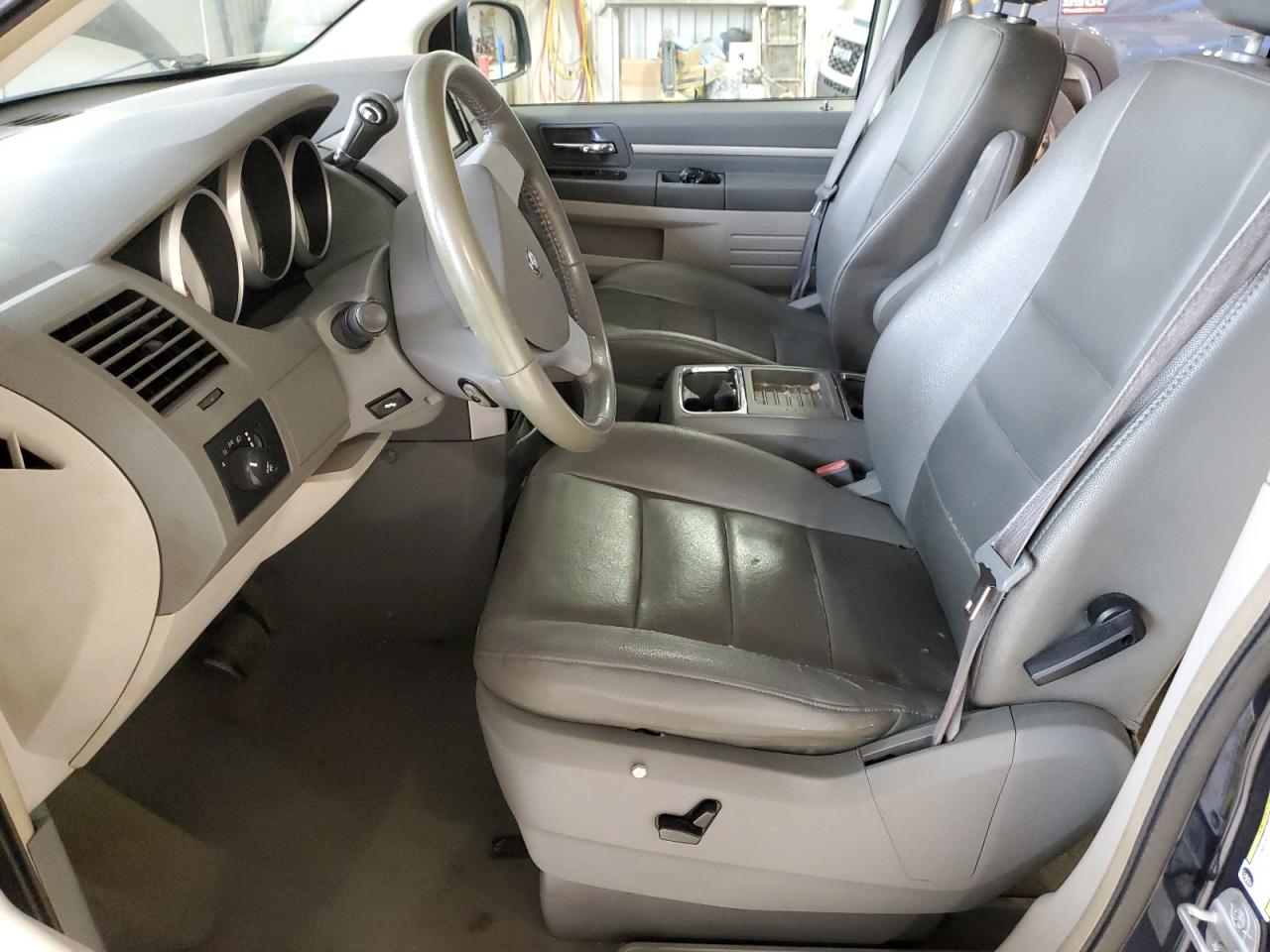 2008 Dodge Grand Caravan Sxt VIN: 2D8HN54X28R761592 Lot: 82568655