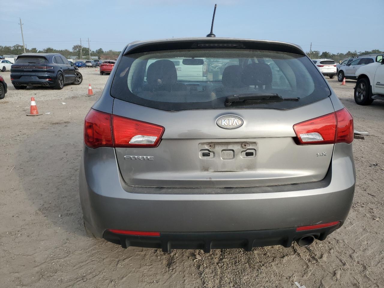 2011 Kia Forte Sx VIN: KNAFW5A36B5390216 Lot: 89665955