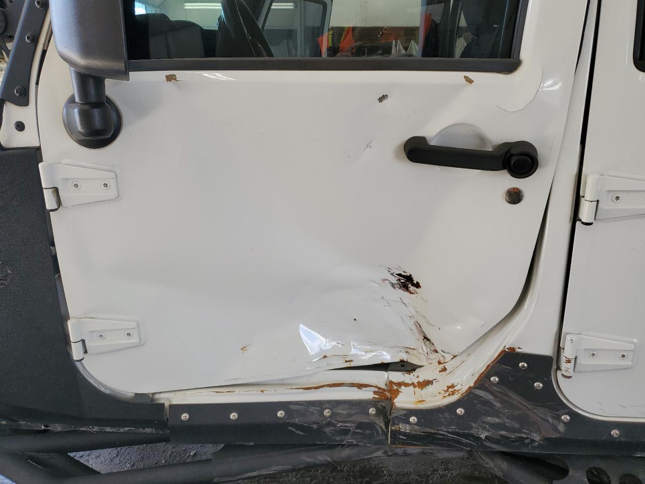 2014 Jeep Wrangler Unlimited Sport VIN: 1C4BJWDG1EL115812 Lot: 85527725