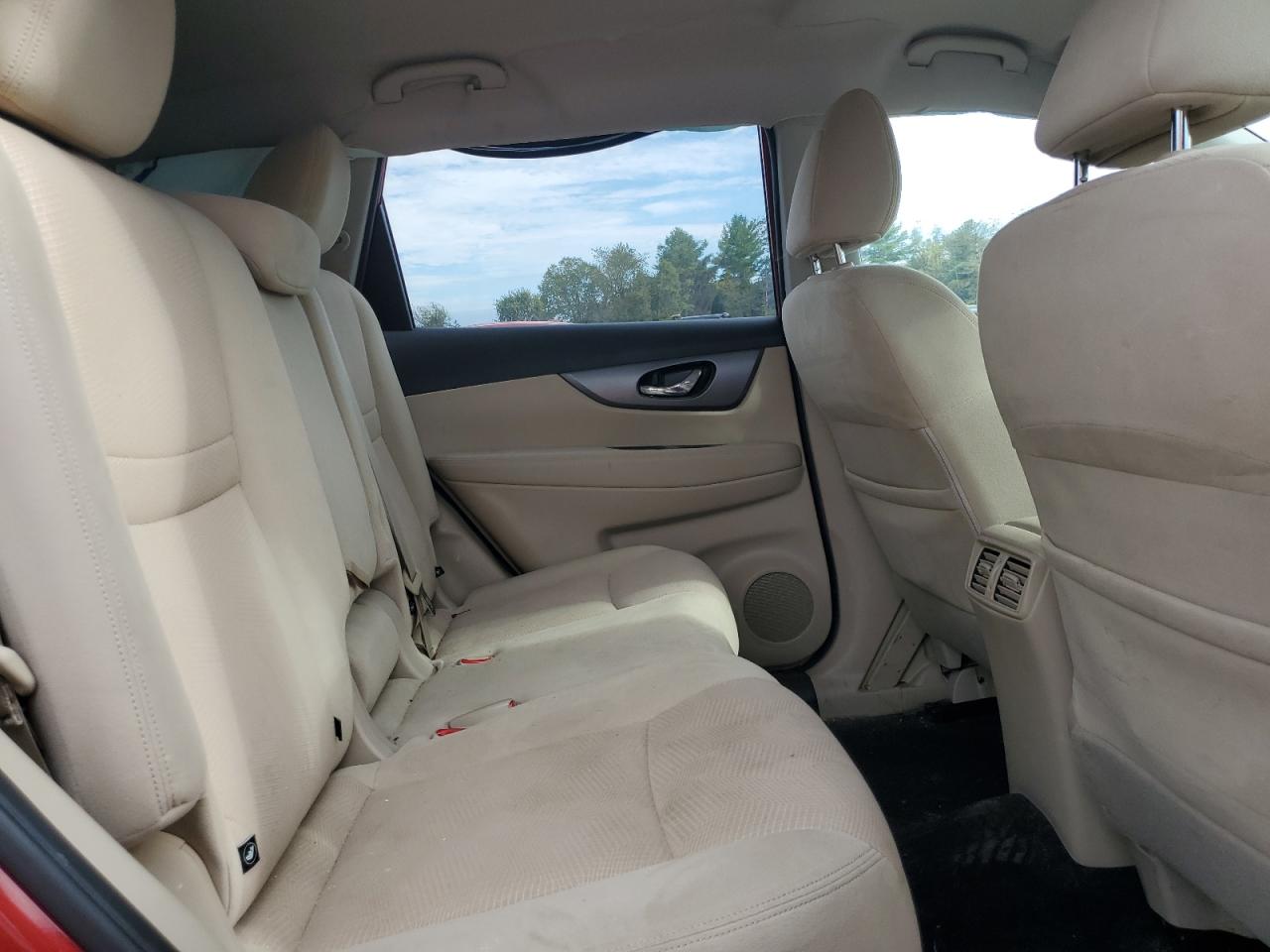 2016 Nissan Rogue S VIN: JN8AT2MV0GW151252 Lot: 85590405