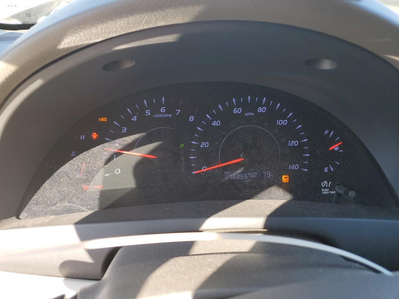 2011 Toyota Camry Base VIN: 4T1BF3EK8BU165806 Lot: 81987355