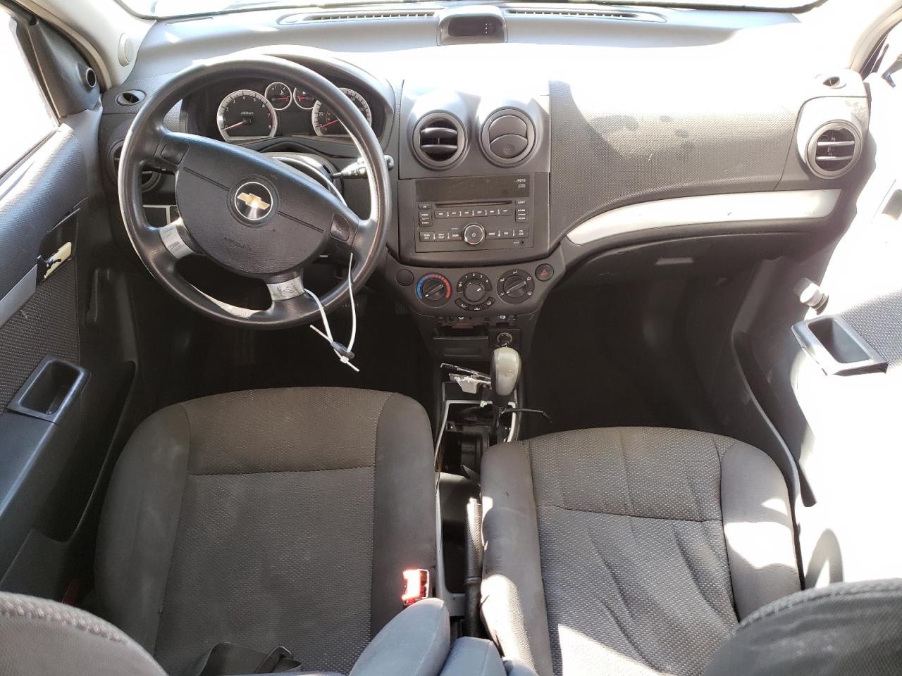 2010 Chevrolet Aveo Ls VIN: KL1TD5DE8AB110392 Lot: 82179175